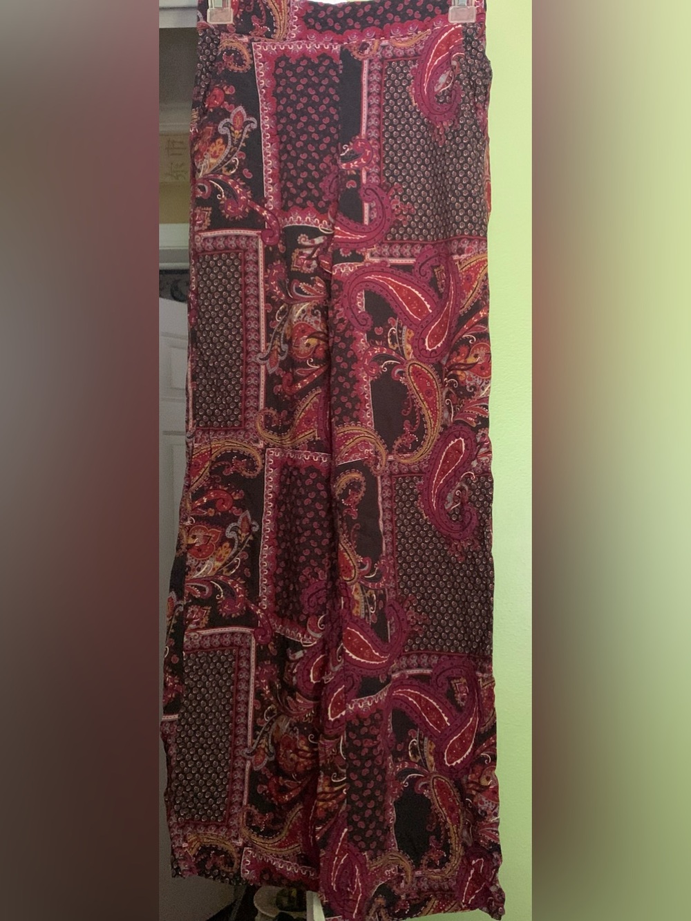 Sale 3/$20. Wide Leg Paisley Print Pants in Burgundy